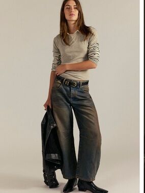 We The Free Lucky You Mid Rise Barrel Jeans 💙